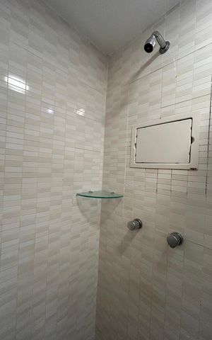 Apartamento à venda com 50m², 1 quarto e 1 vaga Apartamento à venda com 50m², 1 quarto e 1 vagaBanheiro