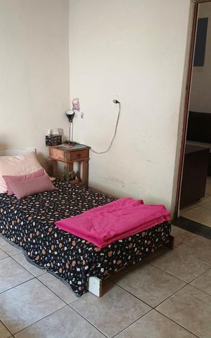 Casa à venda com 100m², 4 quartos e 2 vagas