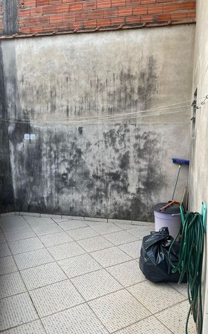 Casa à venda com 100m², 4 quartos e 2 vagas