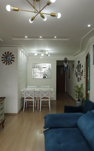 Apartamento à venda com 67m², 2 quartos e 1 vagaSala