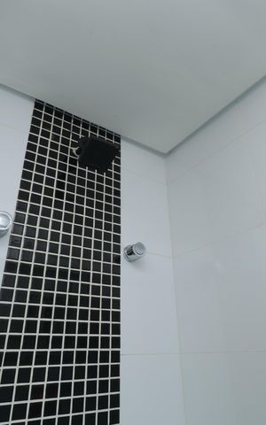 Apartamento à venda com 67m², 2 quartos e 1 vagaBanheiro Social
