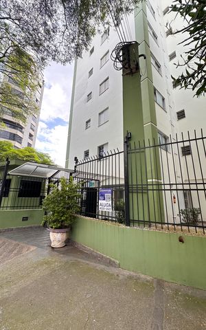 Apartamento para alugar com 79m², 2 quartos e 1 vagaFachada
