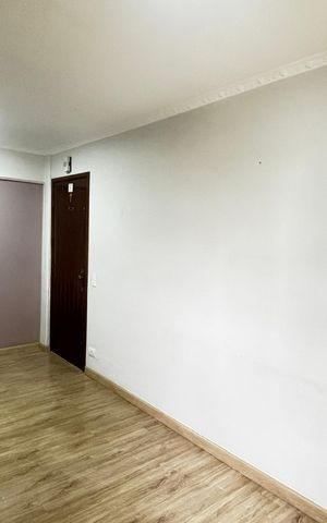 Apartamento à venda com 54m², 2 quartos e 1 vaga Apartamento à venda com 54m², 2 quartos e 1 vagaSala