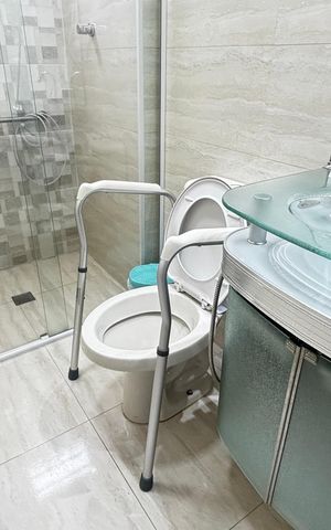Apartamento à venda com 54m², 2 quartos e 1 vaga Apartamento à venda com 54m², 2 quartos e 1 vagaBanheiro