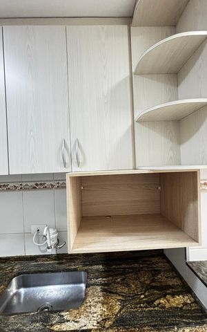 Apartamento à venda com 54m², 2 quartos e 1 vaga Apartamento à venda com 54m², 2 quartos e 1 vagaCozinha