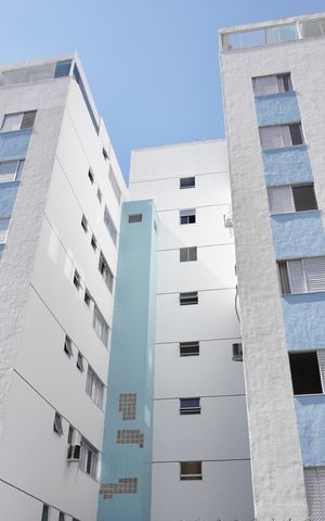 Apartamento à venda com 71m², 3 quartos e 2 vagas Apartamento à venda com 71m², 3 quartos e 2 vagasFachada