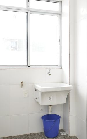 Apartamento à venda com 71m², 3 quartos e 2 vagas Apartamento à venda com 71m², 3 quartos e 2 vagasCozinha e Área de Serviço