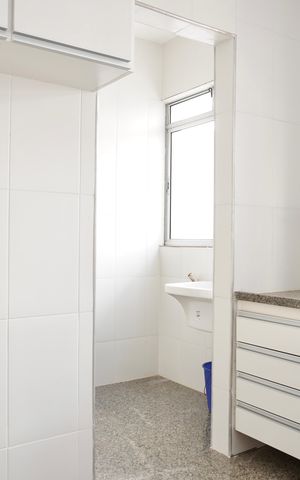 Apartamento à venda com 71m², 3 quartos e 2 vagas Apartamento à venda com 71m², 3 quartos e 2 vagasCozinha e Área de Serviço