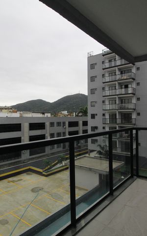 Apartamento à venda com 65m², 2 quartos e 1 vagaSala - Varanda