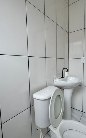 Casa para alugar com 65m², 2 quartos e 1 vaga Casa para alugar com 65m², 2 quartos e 1 vagaBanheiro 1