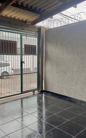 Casa para alugar com 65m², 2 quartos e 1 vaga Casa para alugar com 65m², 2 quartos e 1 vagaGaragem