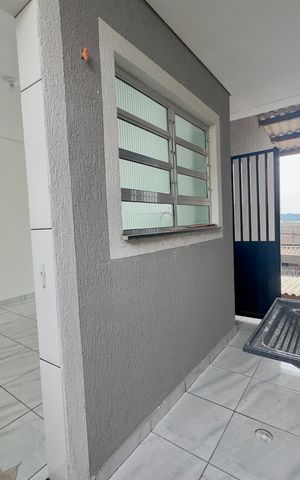 Casa para alugar com 65m², 2 quartos e 1 vaga Casa para alugar com 65m², 2 quartos e 1 vagaÁrea de Serviço
