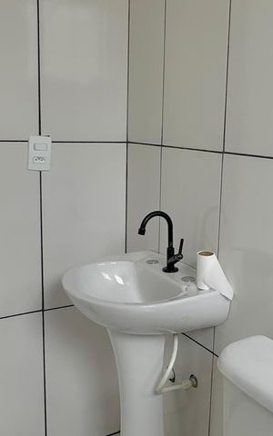 Casa para alugar com 65m², 2 quartos e 1 vaga Casa para alugar com 65m², 2 quartos e 1 vagaBanheiro 2