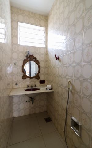 Casa para alugar com 262m², 4 quartos e 4 vagas
