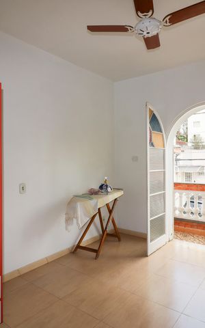Casa para alugar com 262m², 4 quartos e 4 vagas