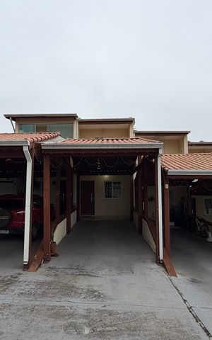 Casa de condomínio para alugar com 80m², 2 quartos e 2 vagas