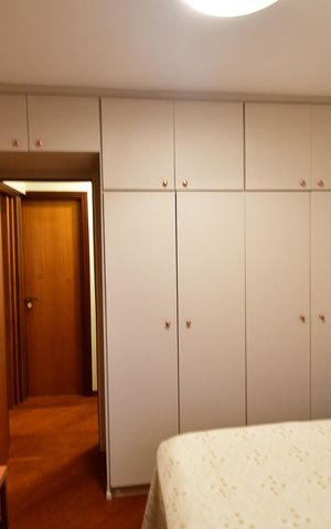 Apartamento à venda com 102m², 4 quartos e 2 vagasQuarto 2