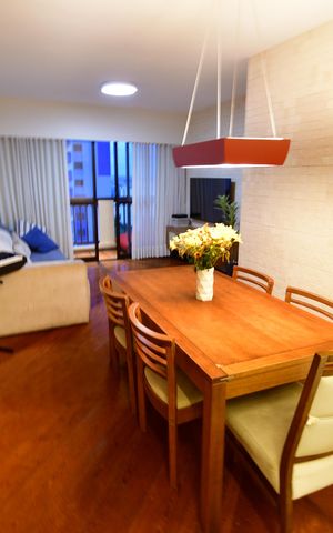 Apartamento à venda com 102m², 4 quartos e 2 vagasSala