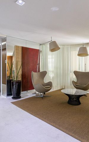 Apartamento à venda com 46m², 1 quarto e 2 vagasHall social