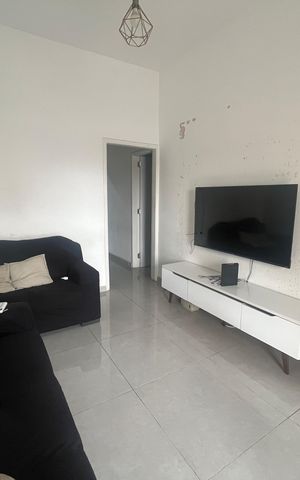Casa de condomínio para alugar com 80m², 3 quartos e sem vaga Casa de condomínio para alugar com 80m², 3 quartos e sem vagaSala