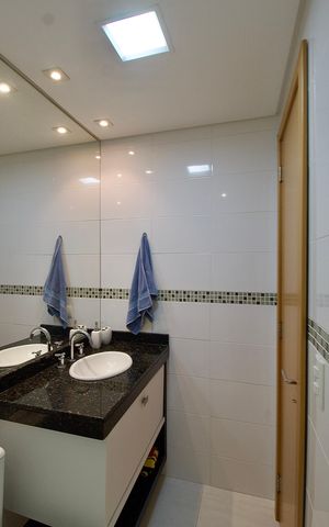 Apartamento para alugar com 71m², 2 quartos e 1 vaga Apartamento para alugar com 71m², 2 quartos e 1 vagaBanheiro