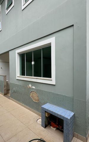 Casa de condomínio à venda com 250m², 5 quartos e 2 vagas Casa de condomínio à venda com 250m², 5 quartos e 2 vagasÁrea externa