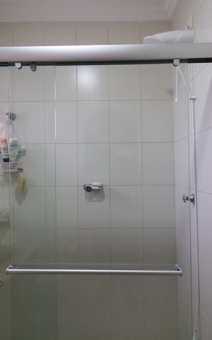 Casa à venda com 140m², 3 quartos e 2 vagasBanheiro da Suíte