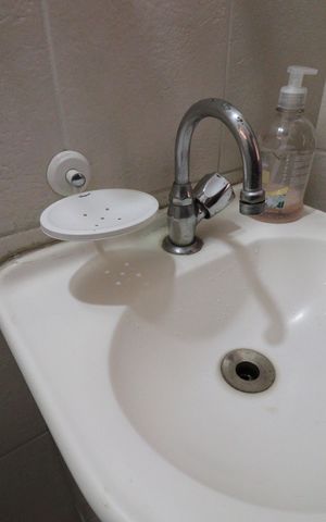 Casa à venda com 140m², 3 quartos e 2 vagasEdícula - Banheiro