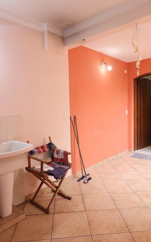 Casa à venda com 140m², 3 quartos e 2 vagasÁrea de Serviço