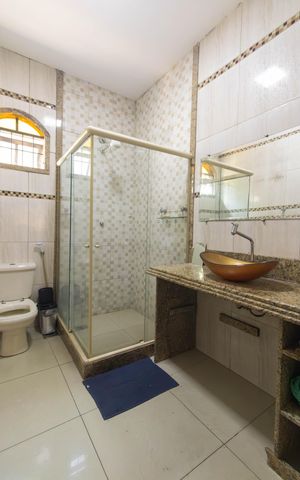 Casa para alugar com 150m², 2 quartos e sem vaga Casa para alugar com 150m², 2 quartos e sem vagaBanheiro