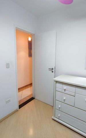Casa de condomínio à venda com 100m², 3 quartos e 2 vagas Casa de condomínio à venda com 100m², 3 quartos e 2 vagasQuarto