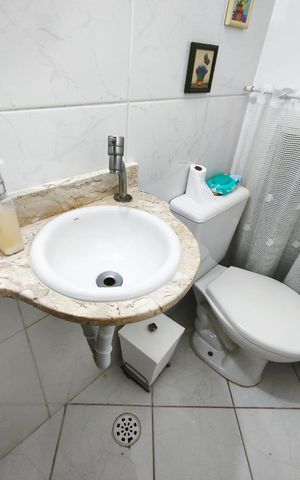 Casa de condomínio à venda com 100m², 3 quartos e 2 vagas Casa de condomínio à venda com 100m², 3 quartos e 2 vagasLavabo