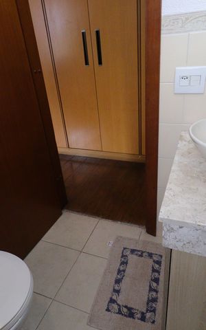 Casa à venda com 549m², 6 quartos e 4 vagasBanheiro Suíte 3