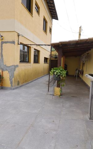 Casa à venda com 549m², 6 quartos e 4 vagasQuintal