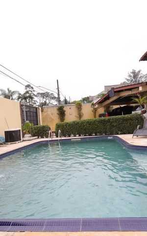 Casa à venda com 549m², 6 quartos e 4 vagasPiscina