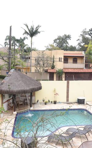 Casa à venda com 549m², 6 quartos e 4 vagasVaranda Suíte 2