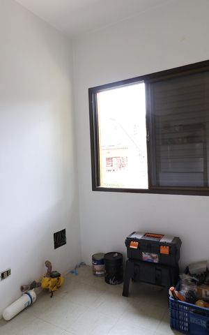 Casa à venda com 549m², 6 quartos e 4 vagasQuarto de Serviço