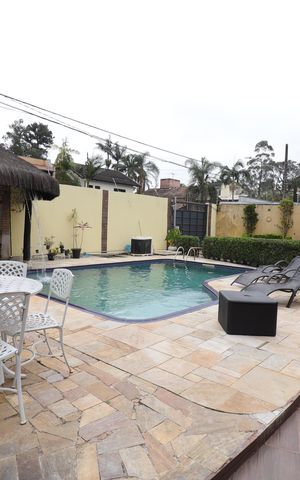 Casa à venda com 549m², 6 quartos e 4 vagasPiscina