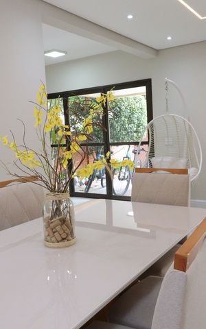 Casa à venda com 549m², 6 quartos e 4 vagasSala de Jantar