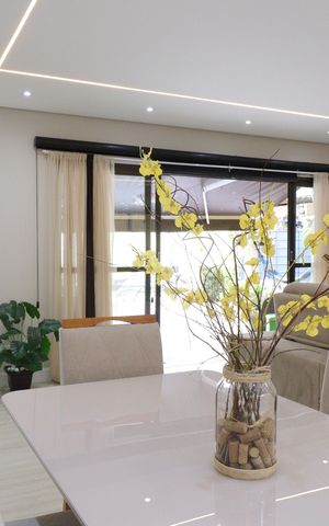 Casa à venda com 549m², 6 quartos e 4 vagasSala de Jantar