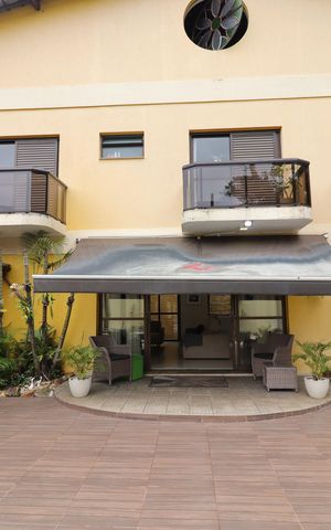 Casa à venda com 549m², 6 quartos e 4 vagasÁrea externa