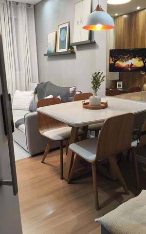 Apartamento à venda com 42m², 2 quartos e 1 vaga Apartamento à venda com 42m², 2 quartos e 1 vagaSala de Jantar