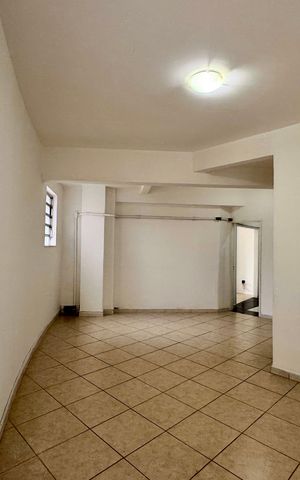 Apartamento à venda com 83m², 1 quarto e sem vaga