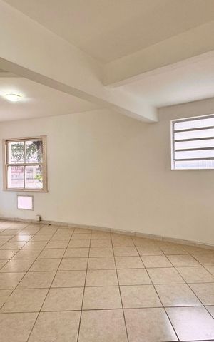 Apartamento à venda com 83m², 1 quarto e sem vaga