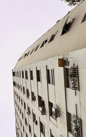 Apartamento à venda com 83m², 1 quarto e sem vaga