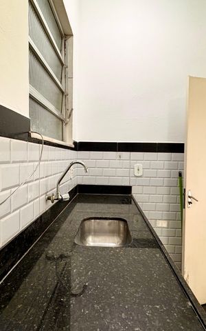 Apartamento à venda com 83m², 1 quarto e sem vaga