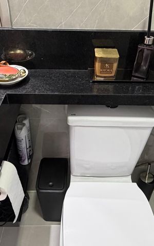Apartamento à venda com 46m², 2 quartos e 1 vaga Apartamento à venda com 46m², 2 quartos e 1 vagaBanheiro social