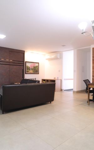 Casa para alugar com 350m², 4 quartos e 4 vagasSala