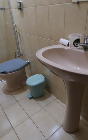 Casa para alugar com 350m², 4 quartos e 4 vagasBanheiro Social 2