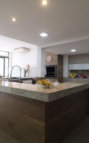 Casa para alugar com 350m², 4 quartos e 4 vagasCozinha